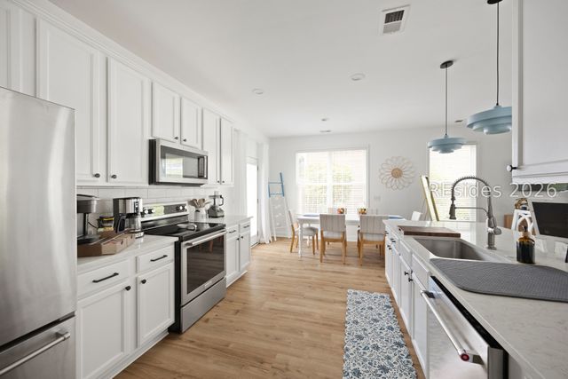 75 10th Ave, Bluffton, SC 29910