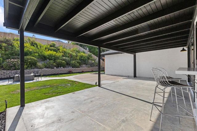 7413 Rowena, San Diego, CA 92119