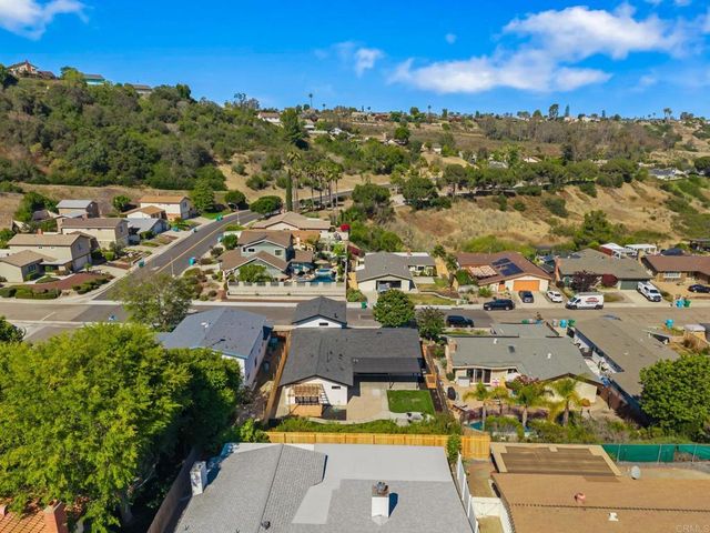 7413 Rowena, San Diego, CA 92119