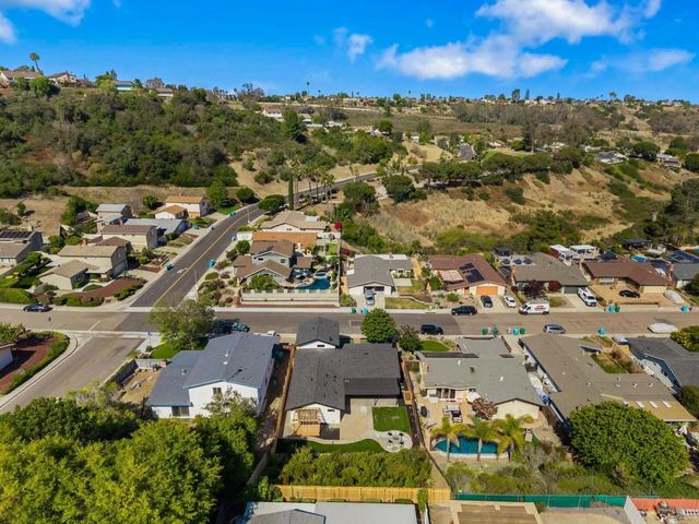 7413 Rowena, San Diego, CA 92119