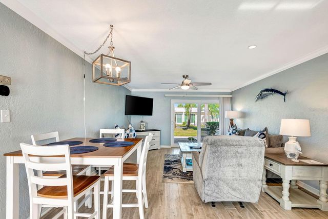 5830 MIDNIGHT PASS ROAD 61, Sarasota, FL 34242