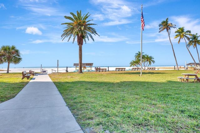 5830 MIDNIGHT PASS ROAD 61, Sarasota, FL 34242