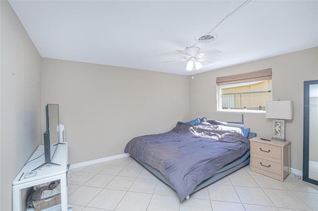 209 DEERFIELD AVENUE NE, Port Charlotte, FL 33952