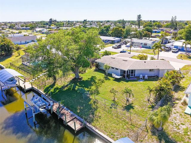 209 DEERFIELD AVENUE NE, Port Charlotte, FL 33952