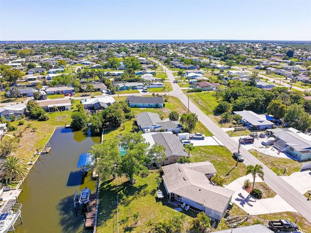 209 DEERFIELD AVENUE NE, Port Charlotte, FL 33952