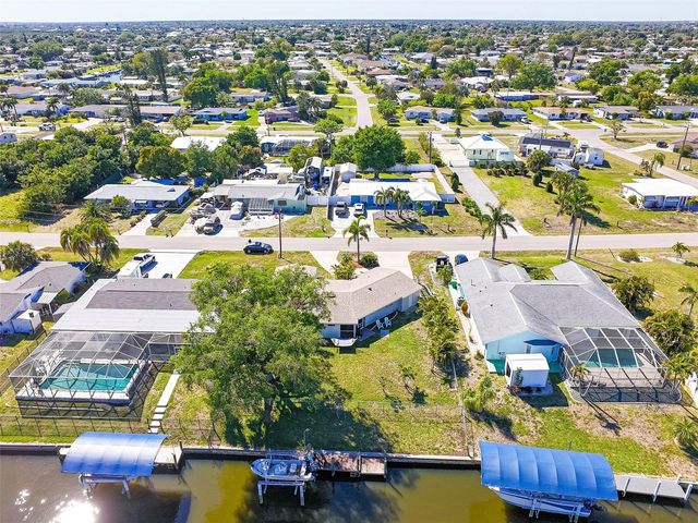 209 DEERFIELD AVENUE NE, Port Charlotte, FL 33952