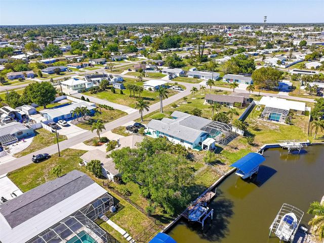 209 DEERFIELD AVENUE NE, Port Charlotte, FL 33952