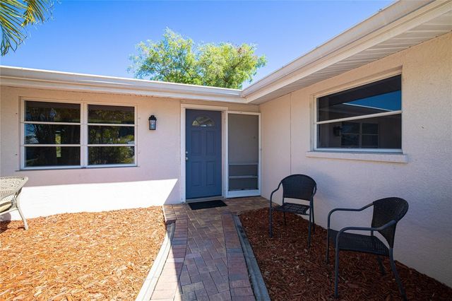 209 DEERFIELD AVENUE NE, Port Charlotte, FL 33952