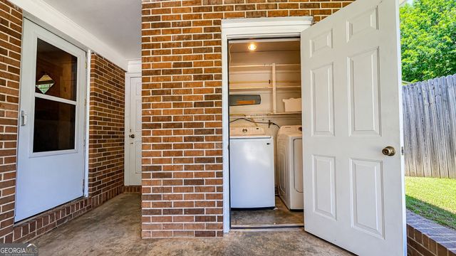 409 Dora Street, Griffin, GA 30223