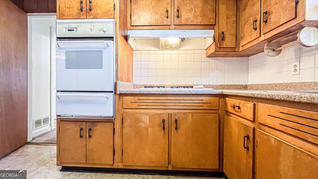 409 Dora Street, Griffin, GA 30223
