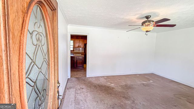 409 Dora Street, Griffin, GA 30223