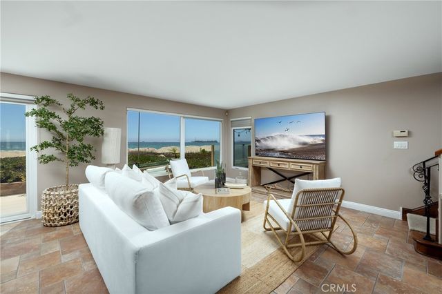 6911 E Seaside, Long Beach, CA 90803