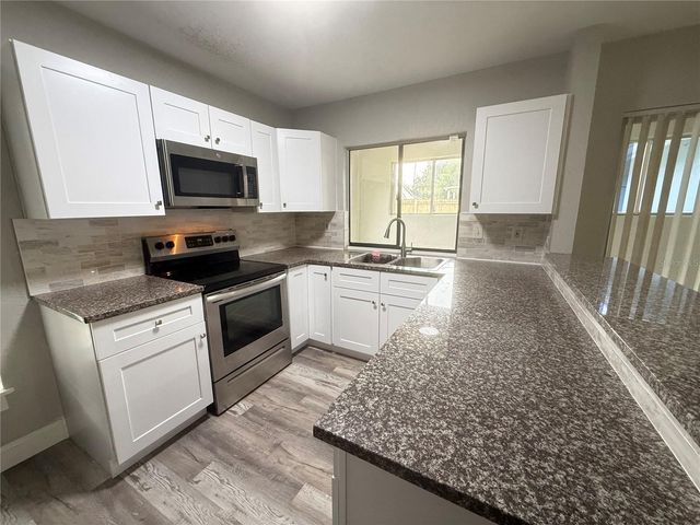 7 CHIP COURT, Kissimmee, FL 34759