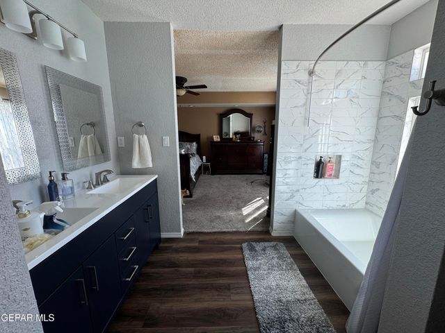 4621 Esparza Lane, El Paso, TX 79934