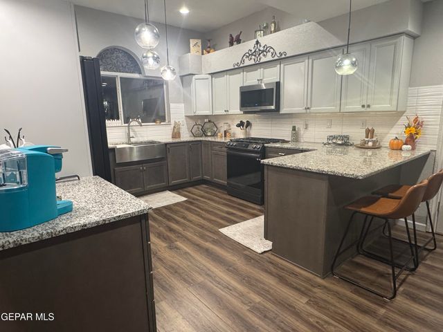 4621 Esparza Lane, El Paso, TX 79934