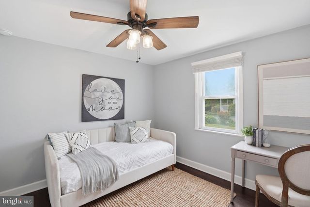 3322 HOLLOMAN RD, Falls Church, VA 22042