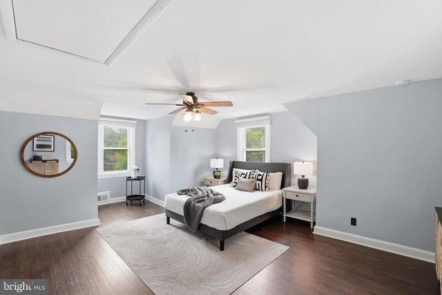 3322 HOLLOMAN RD, Falls Church, VA 22042