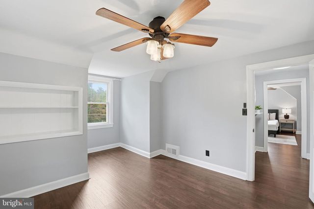 3322 HOLLOMAN RD, Falls Church, VA 22042