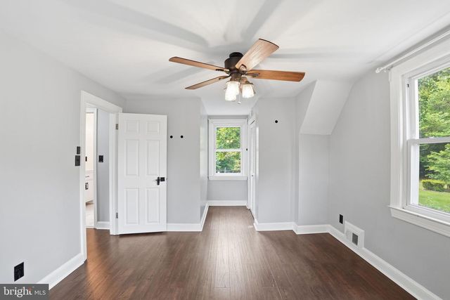 3322 HOLLOMAN RD, Falls Church, VA 22042