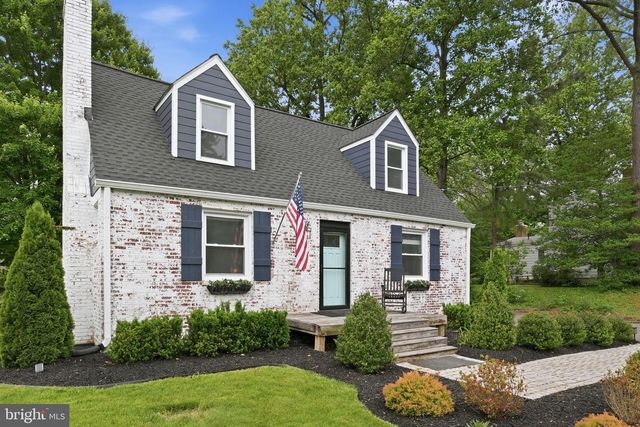 3322 HOLLOMAN RD, Falls Church, VA 22042