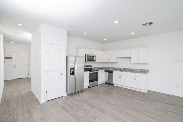 529 MADISON DRIVE, Davenport, FL 33837