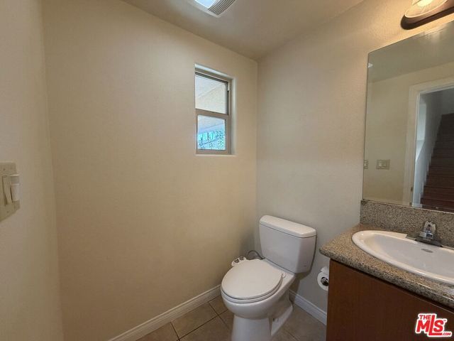 15024 Magnolia Boulevard 102, Los Angeles, CA 91403
