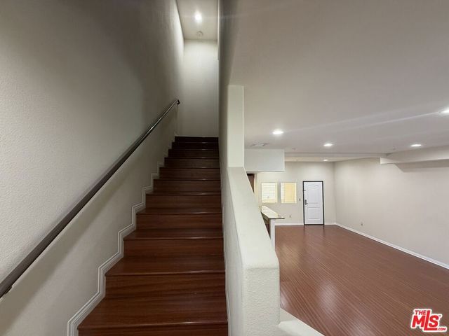 15024 Magnolia Boulevard 102, Los Angeles, CA 91403