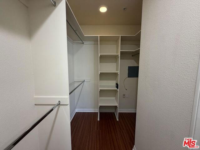 15024 Magnolia Boulevard 102, Los Angeles, CA 91403