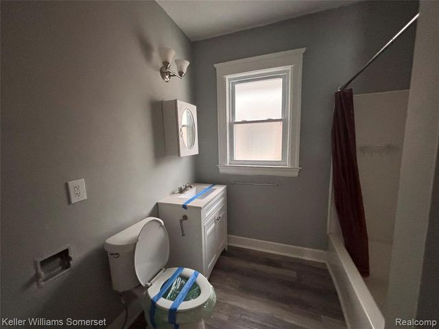 846 E Grand Boulevard, Detroit, MI 48207