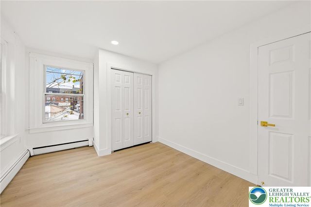 43 Evergreen Street, Nazareth Boro, PA 18064