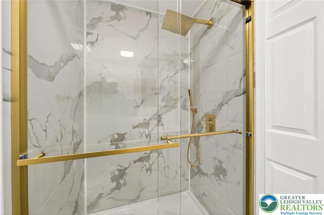 43 Evergreen Street, Nazareth Boro, PA 18064