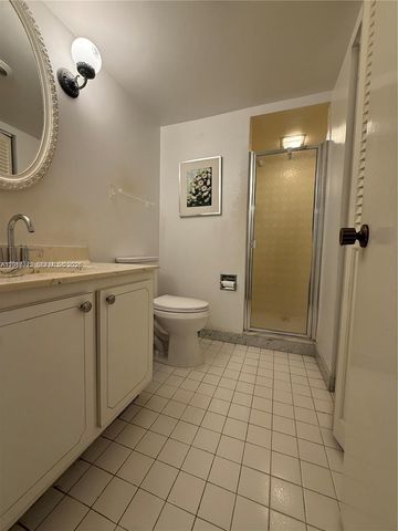 1865 S Ocean Dr 15C, Hallandale Beach, FL 33009