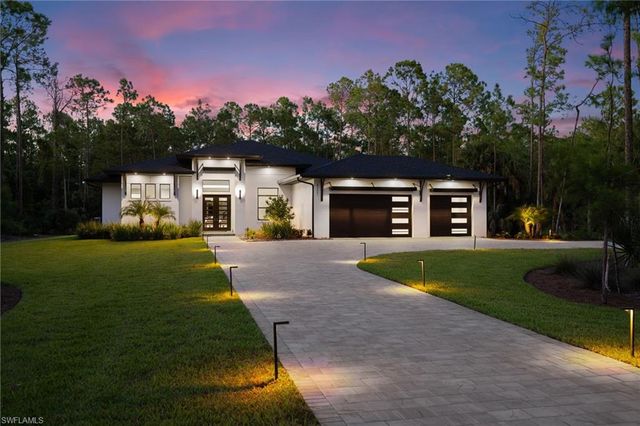 4221 7th AVE NW, Naples, FL 34119