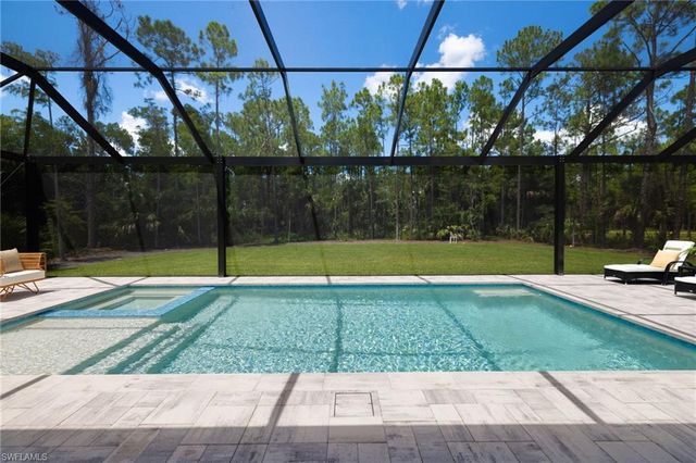 4221 7th AVE NW, Naples, FL 34119