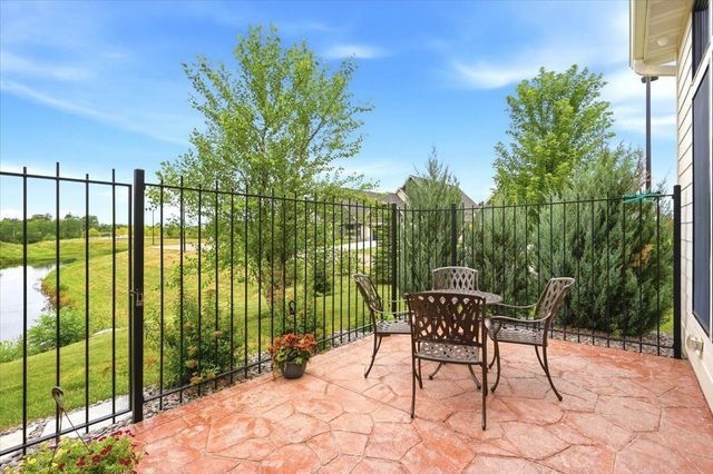 2302 Simply Living Lane, Hudson, WI 54016