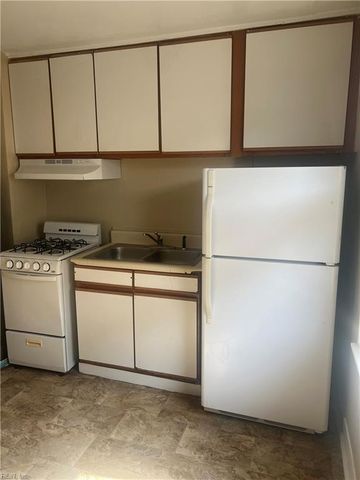 2061 E Ocean View AVE, Norfolk, VA 23503