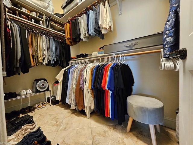 1124 Little Bay AVE, Norfolk, VA 23503