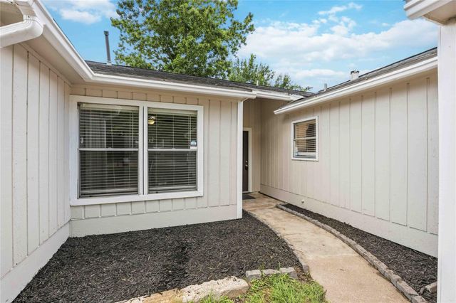 1002 Oxborough Drive, Katy, TX 77450