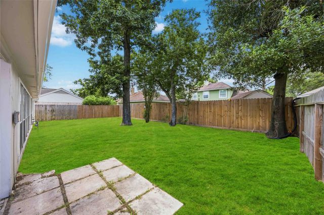 1002 Oxborough Drive, Katy, TX 77450