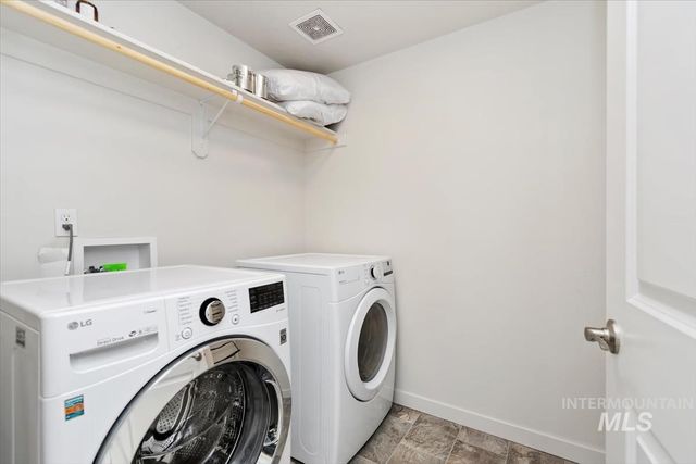 10757 W Thimbleberry Ct, Star, ID 83669