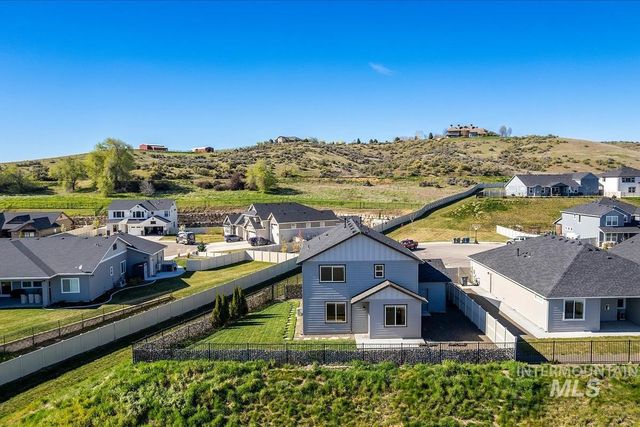 10757 W Thimbleberry Ct, Star, ID 83669