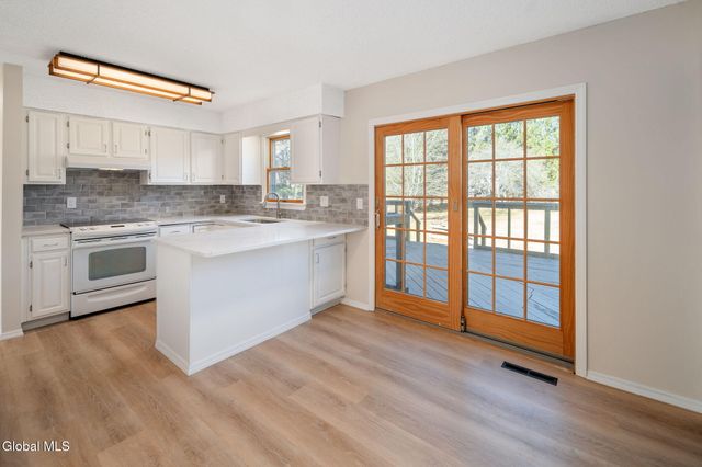 5 Norland Court, Wilton, NY 12866