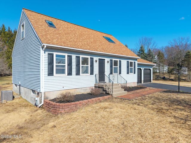 5 Norland Court, Wilton, NY 12866