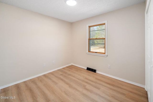 5 Norland Court, Wilton, NY 12866