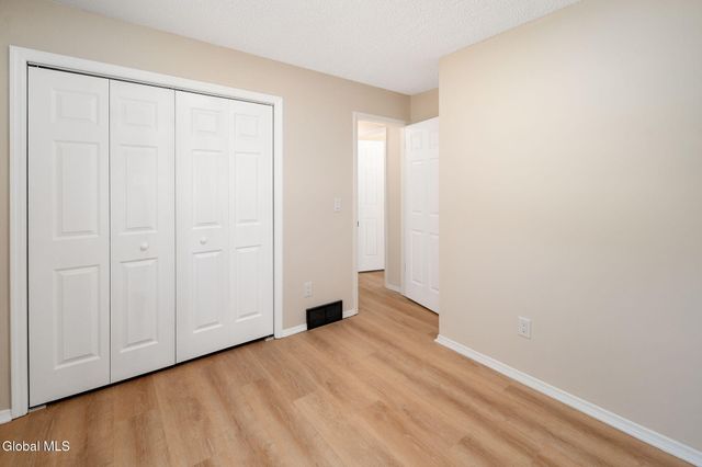 5 Norland Court, Wilton, NY 12866