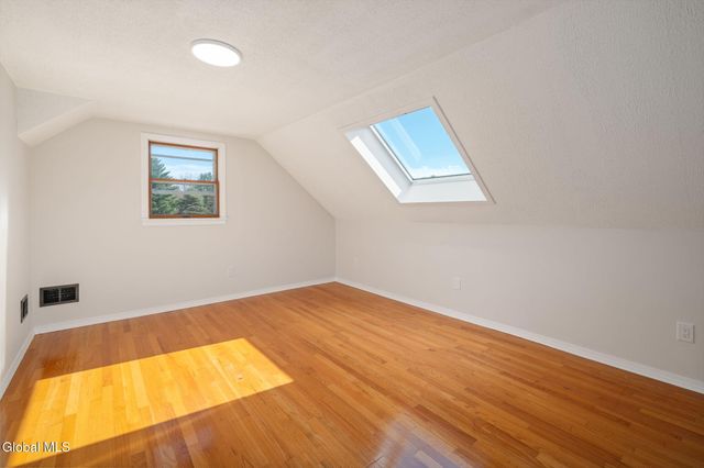 5 Norland Court, Wilton, NY 12866