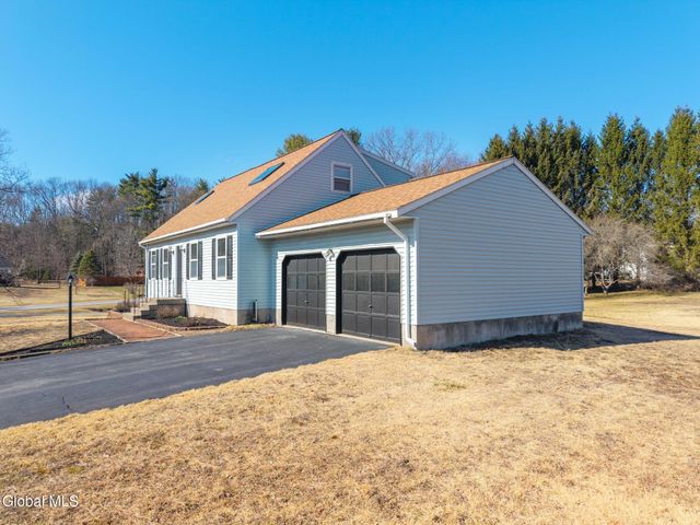 5 Norland Court, Wilton, NY 12866