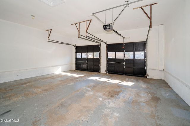 5 Norland Court, Wilton, NY 12866