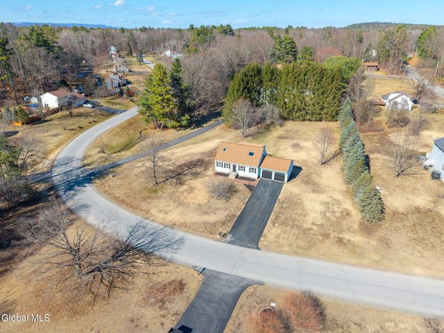 5 Norland Court, Wilton, NY 12866