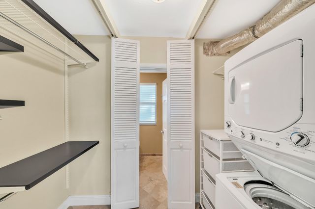 1221 Hillsboro Mile 42b, Hillsboro Beach, FL 33062